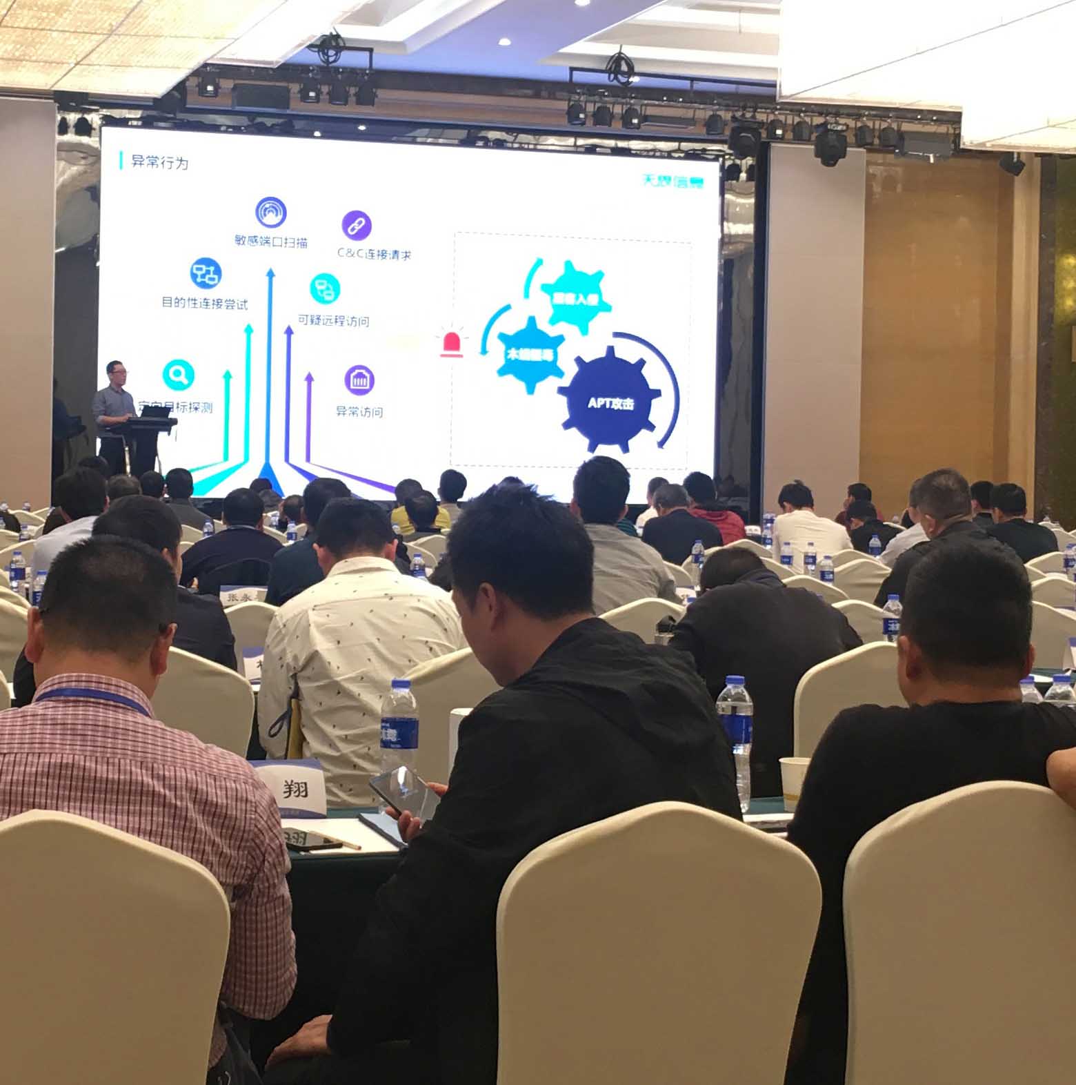 IMG_0882-2.jpg IMG_0882-2.jpg